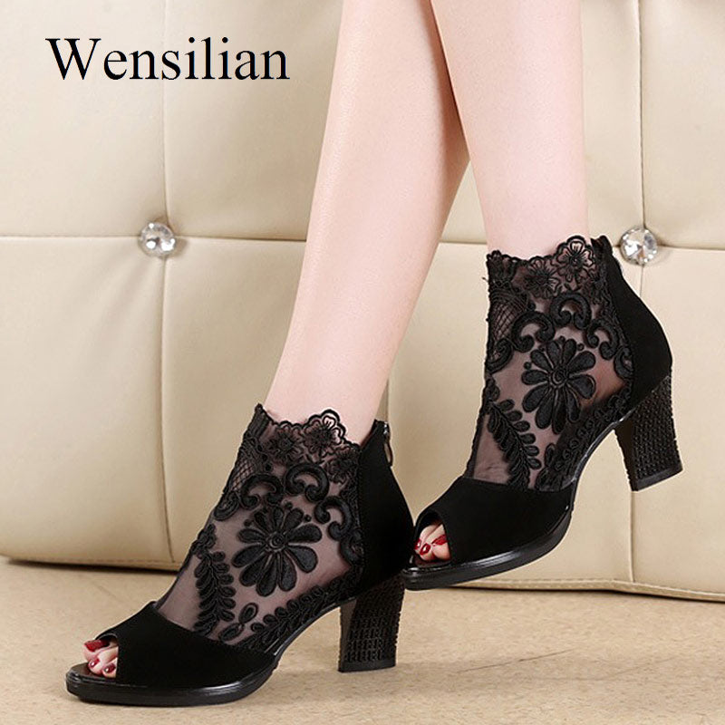 Summer Peep Toe Sandals Sexy Heels Ladies Pumps Square Heels Sweet Lace Wedding Party Shoes Black Sandalia De Festa Plus Size 43